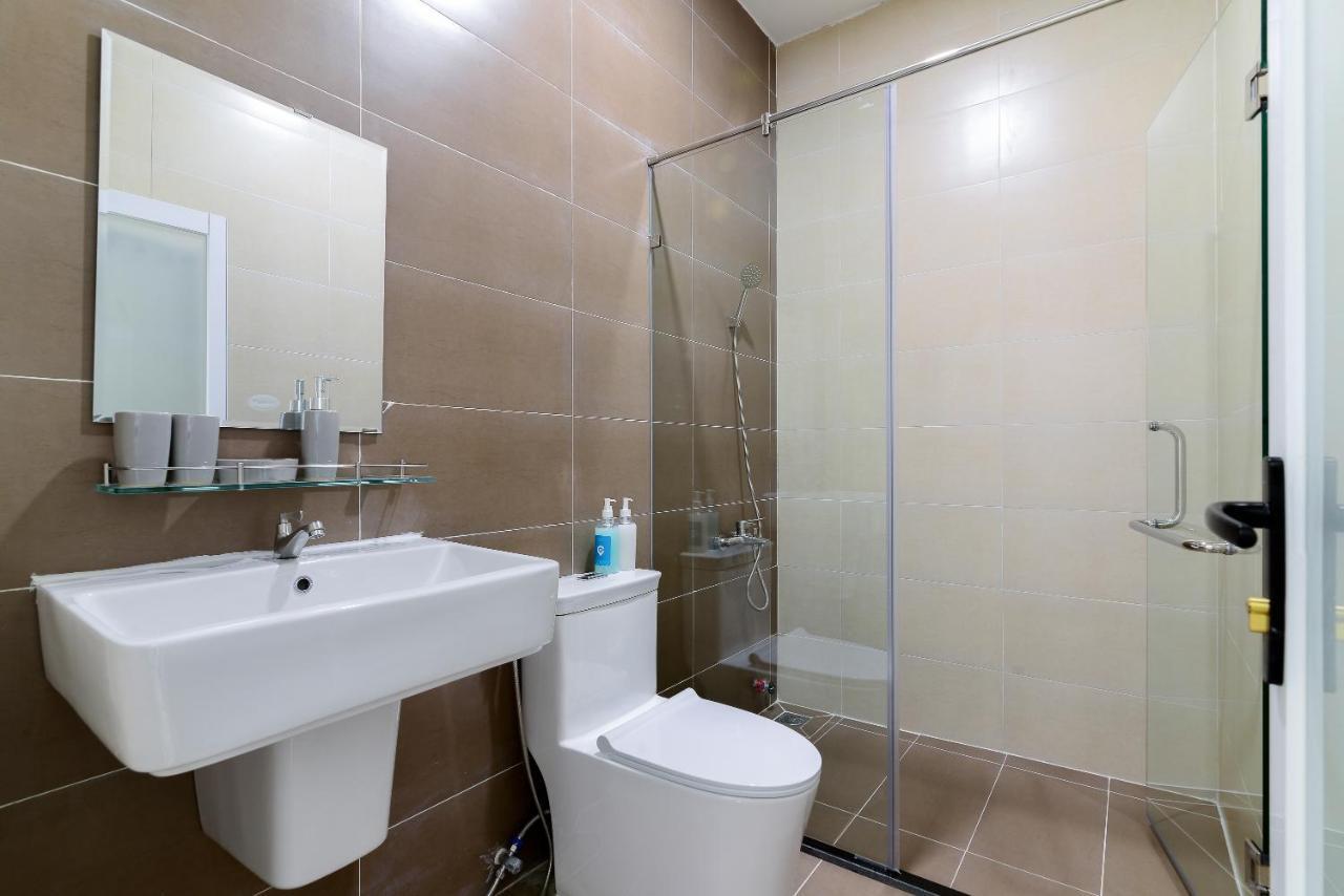 Cozrum Homes - Rivera Corner Bandar Ho Chi Minh Luaran gambar