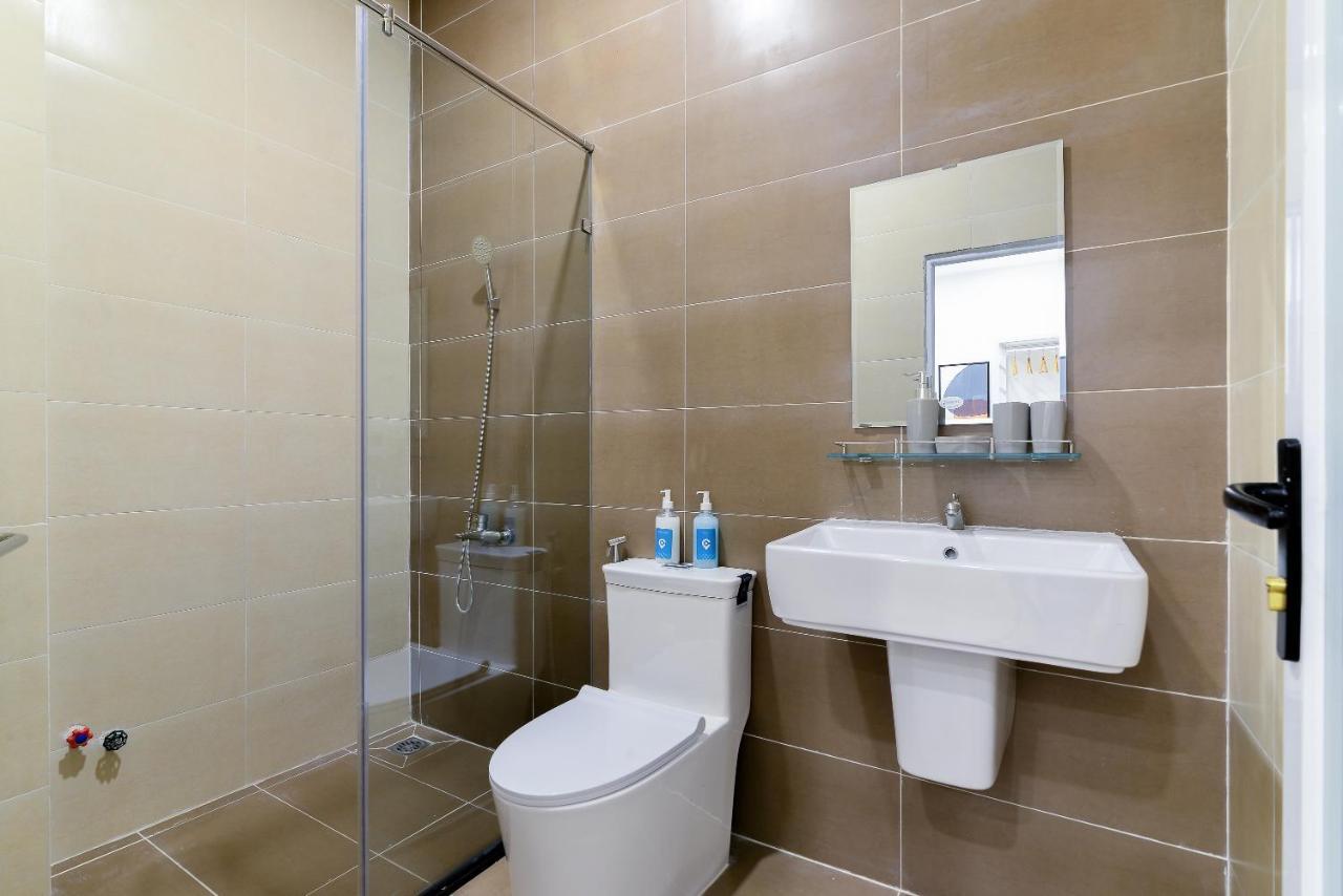 Cozrum Homes - Rivera Corner Bandar Ho Chi Minh Luaran gambar